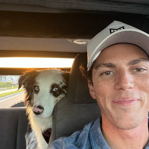 Meet your Posher, Alex - Picture 2 of 2